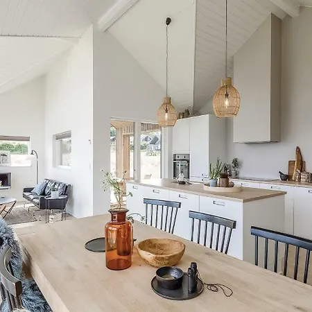 Holiday home 3 Bedroom Stunning In