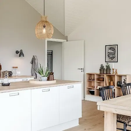 別荘 Three-bedroom In ハザスレウ